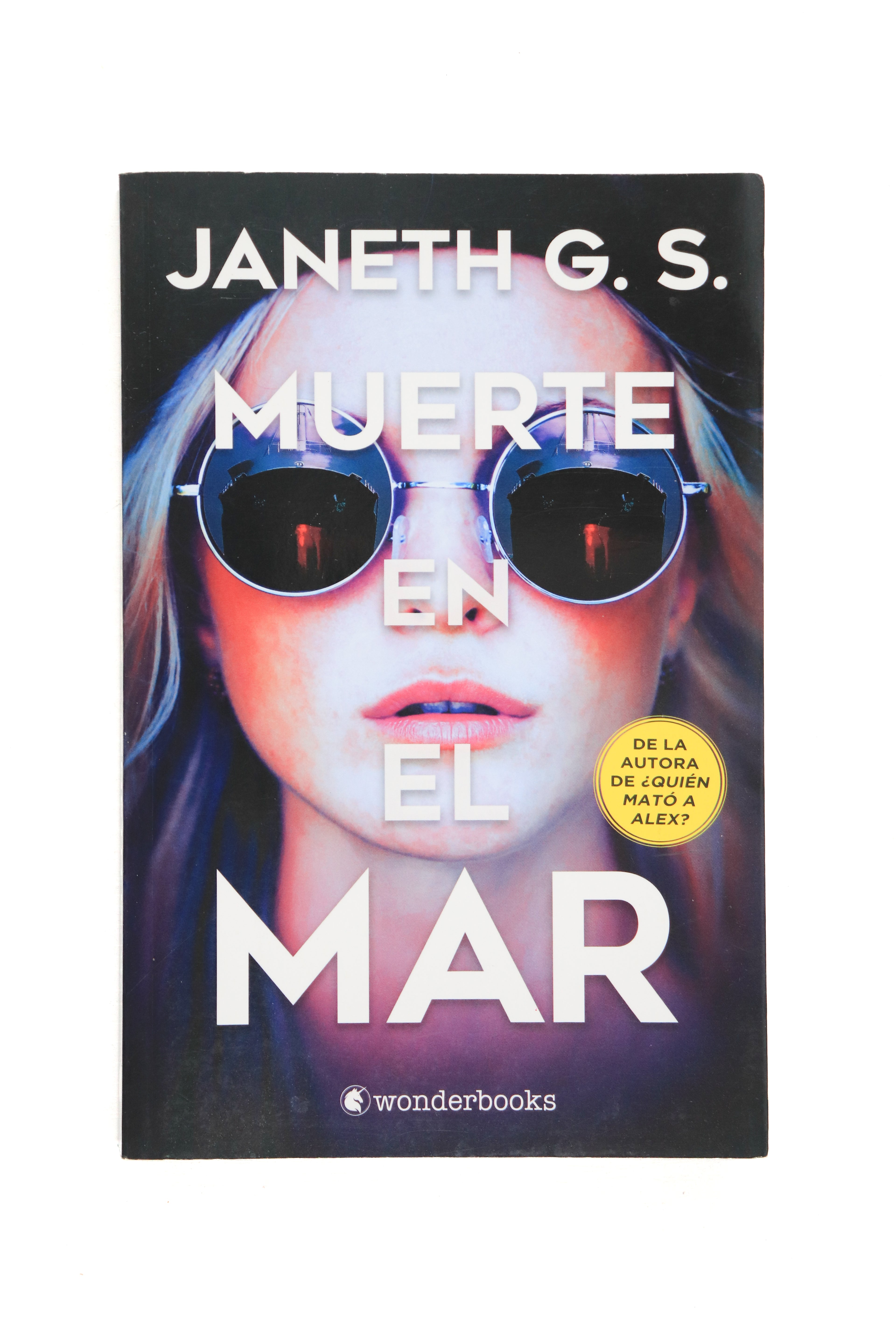 Muerte en el mar - Muy bueno