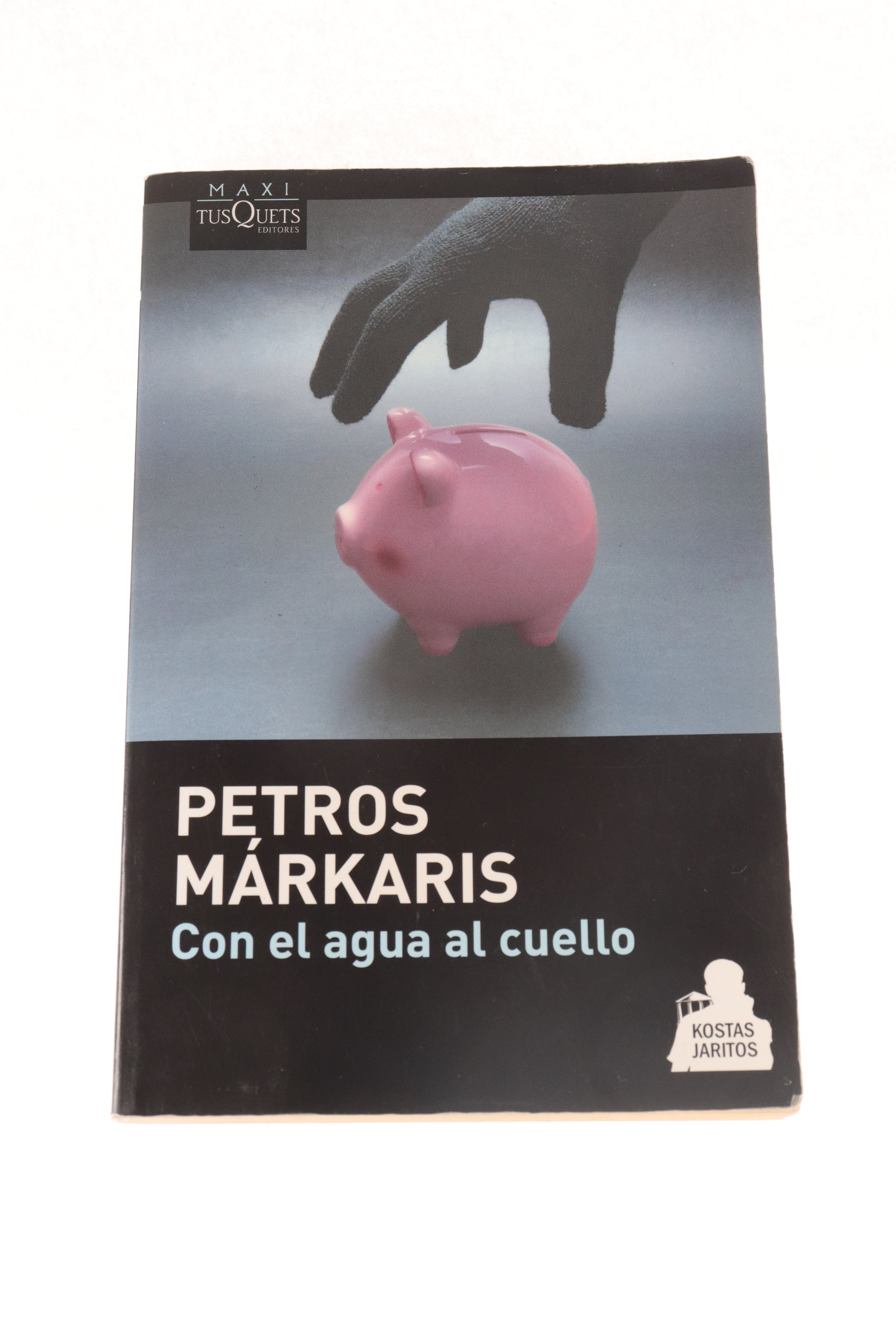 Con el agua al cuello - Aceptable