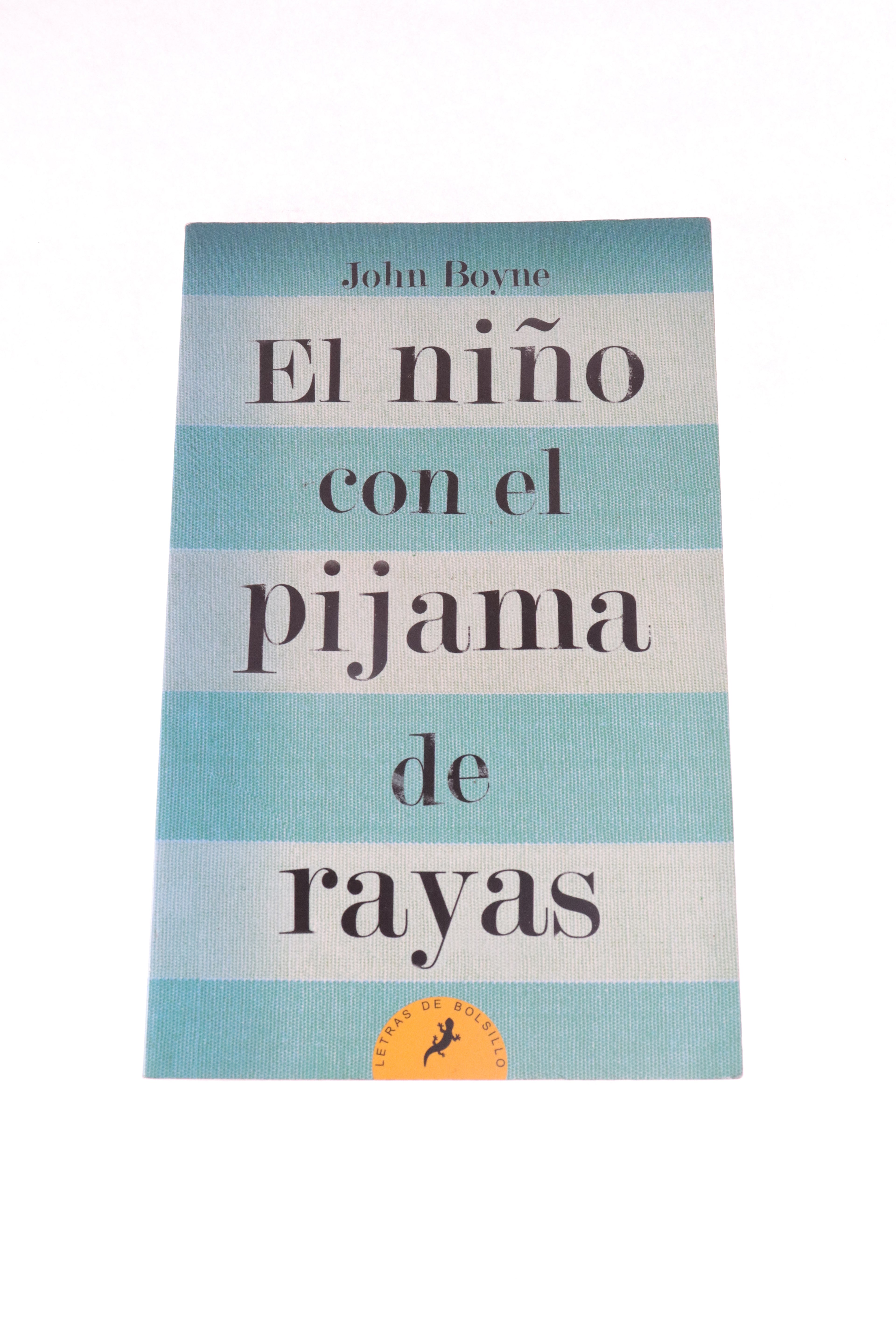 El niño con el pijama de rayas - Muy bueno